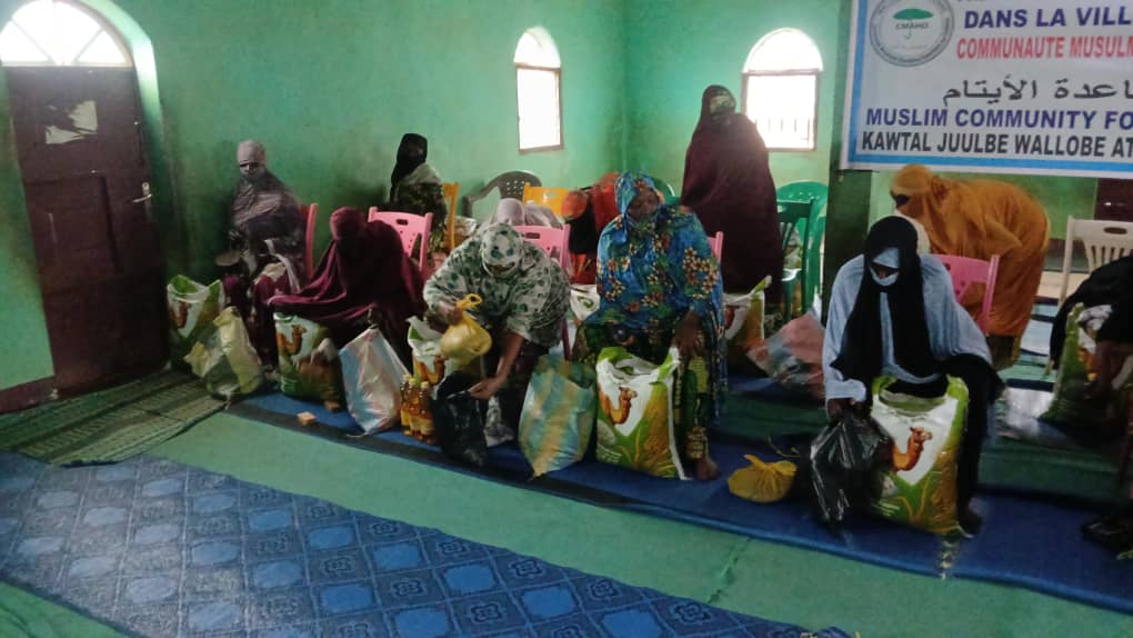Cérémonie de distribution des dons mensuels de la 16e édition à Garoua-boulai